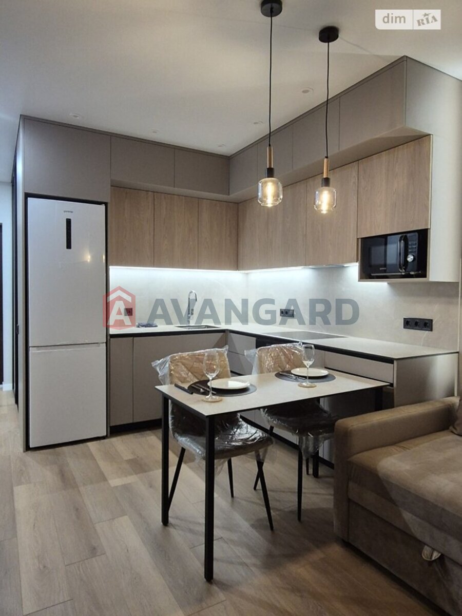 1 ��. ��������, 44/-/22 ��. �., 16/25 ������ ���� 22