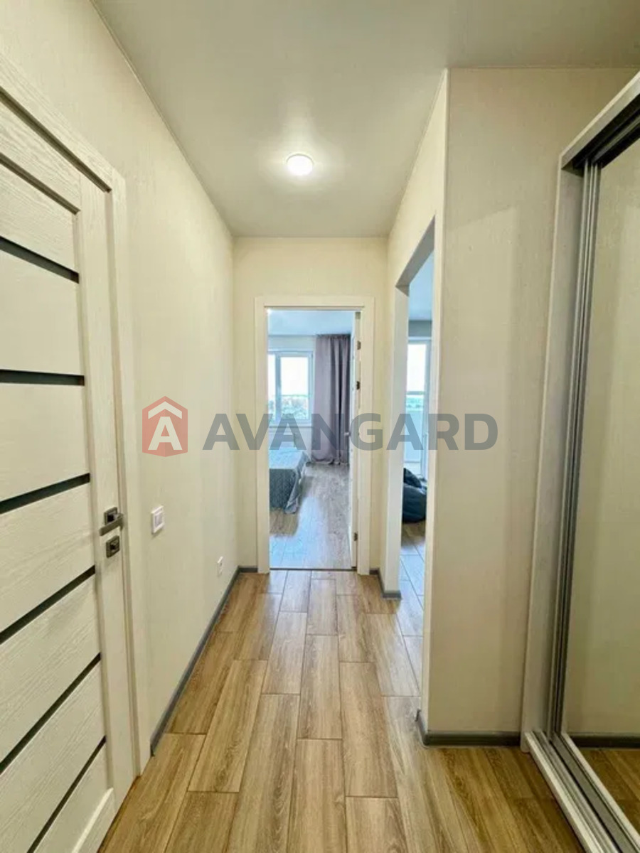 1 ��. ��������, 40/-/10 ��. �., 3/24 ������ ���� 6