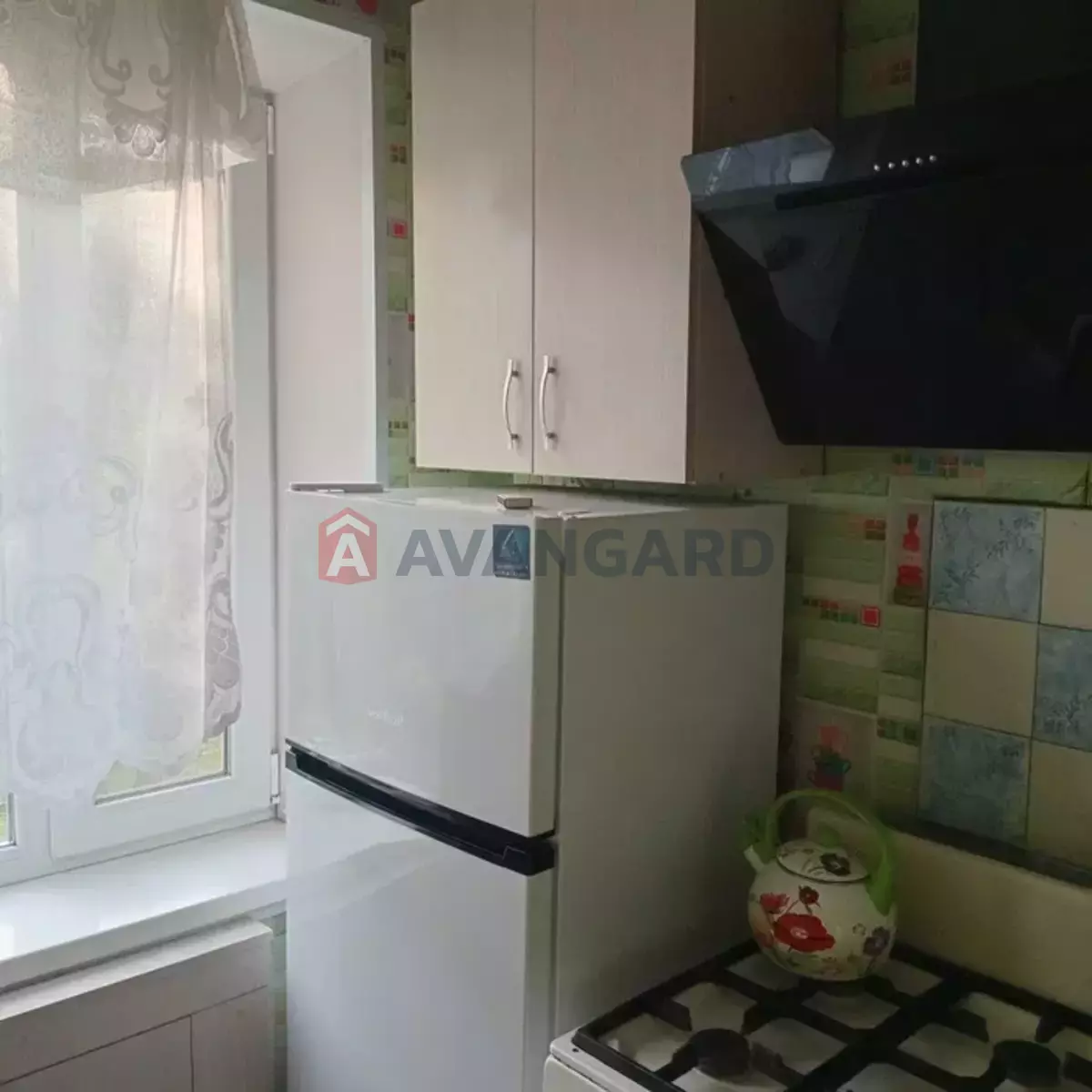 1 ����. ��������, 23/-/4 ��. �., 4/9 ���� ���� 4