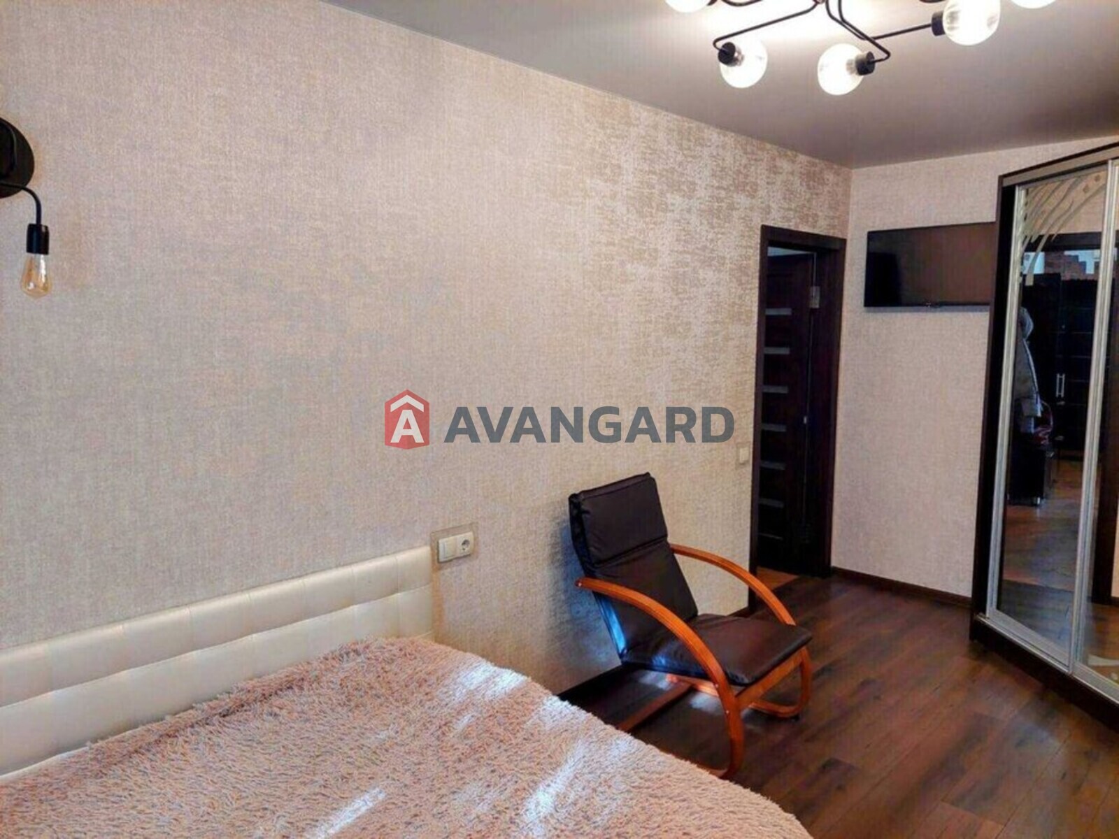 2 ��. ��������, 45/-/- ��. �., 1/5 ������ ���� 15