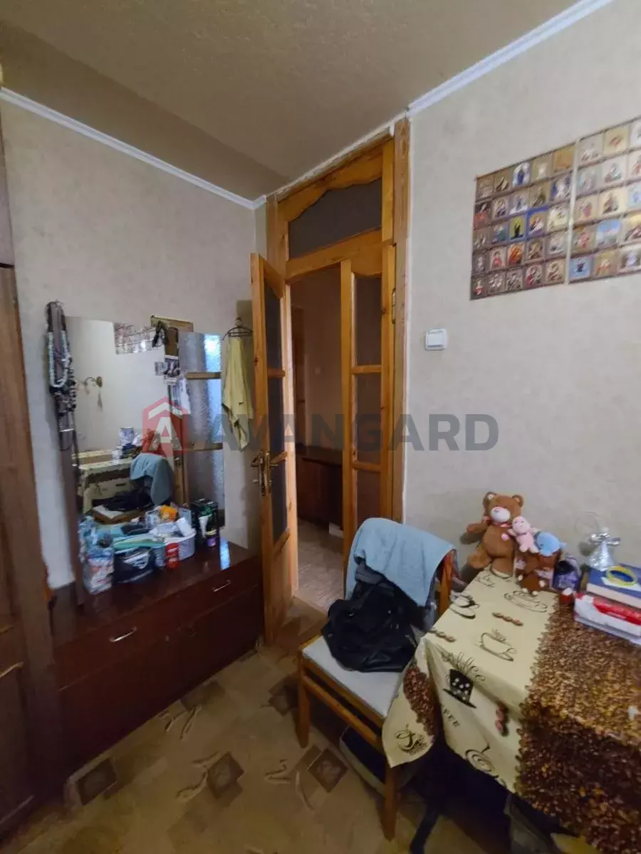 3 ����. ��������, 75/-/9 ��. �., 9/16 ���� ���� 23