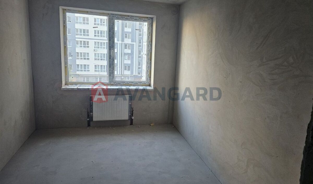 3 ��. ��������, 70/-/13 ��. �., 4/10 ������ ���� 9