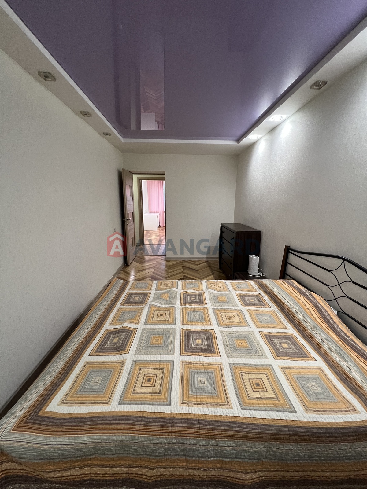 3 ��. ��������, 59/-/9 ��. �., 5/5 ������ ���� 14