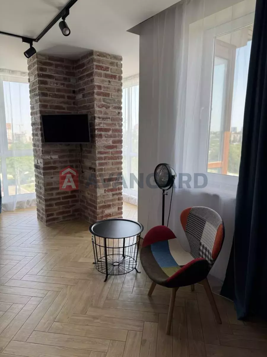 1 ��. ��������, 39/-/8 ��. �., 4/5 ������ ���� 6