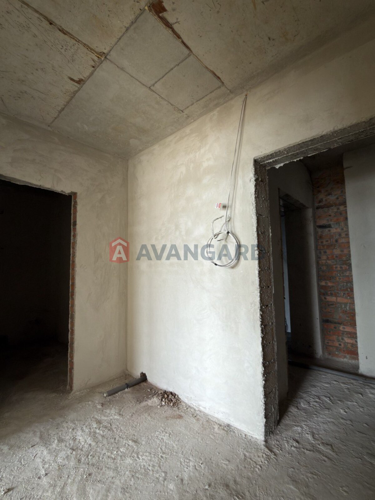 1 ��. ��������, 47,64/17/17 ��. �., 4/6 ������ ���� 10