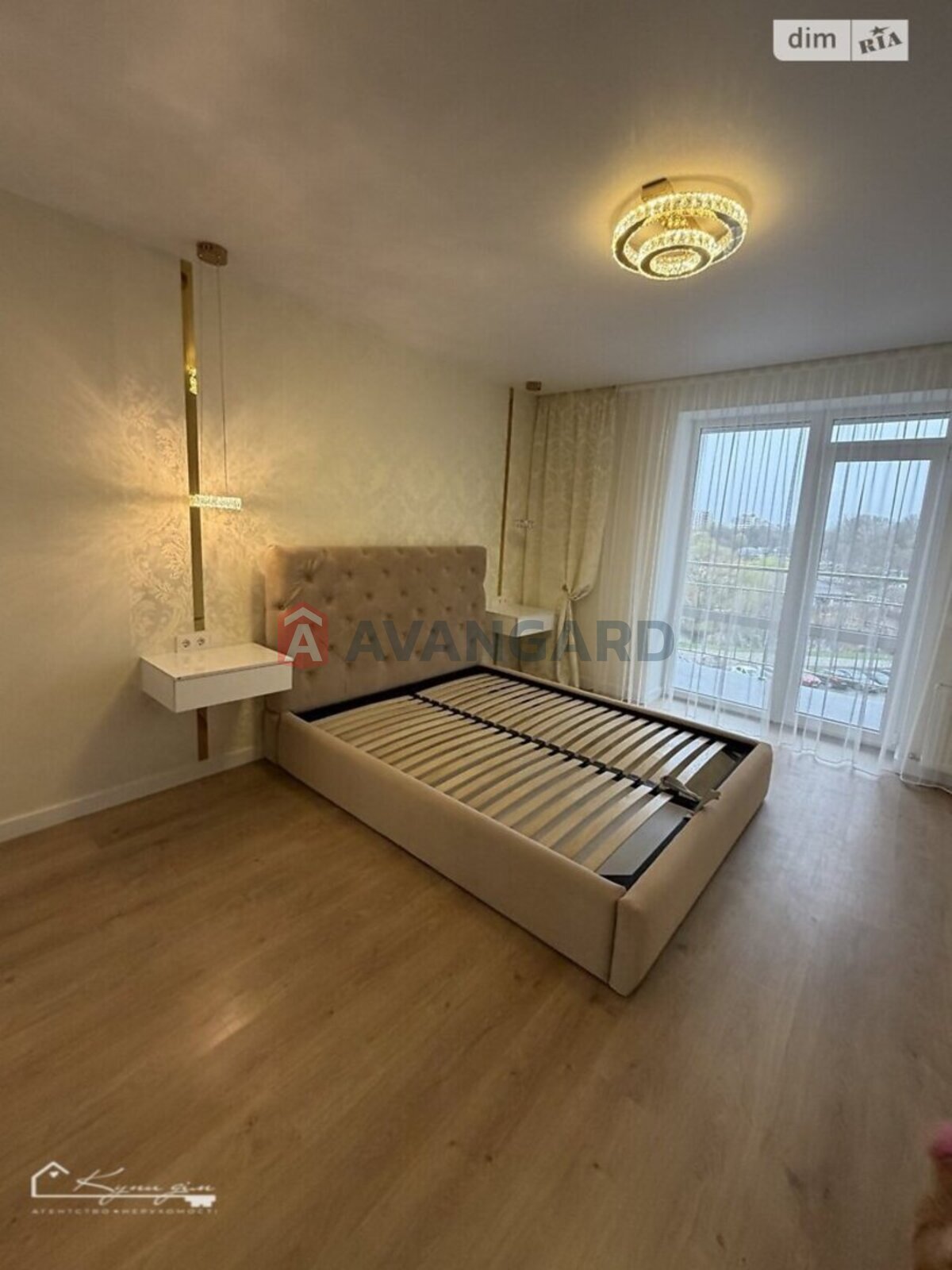 1 ��. ��������, 46/20/15 ��. �., 5/10 ������ ���� 3