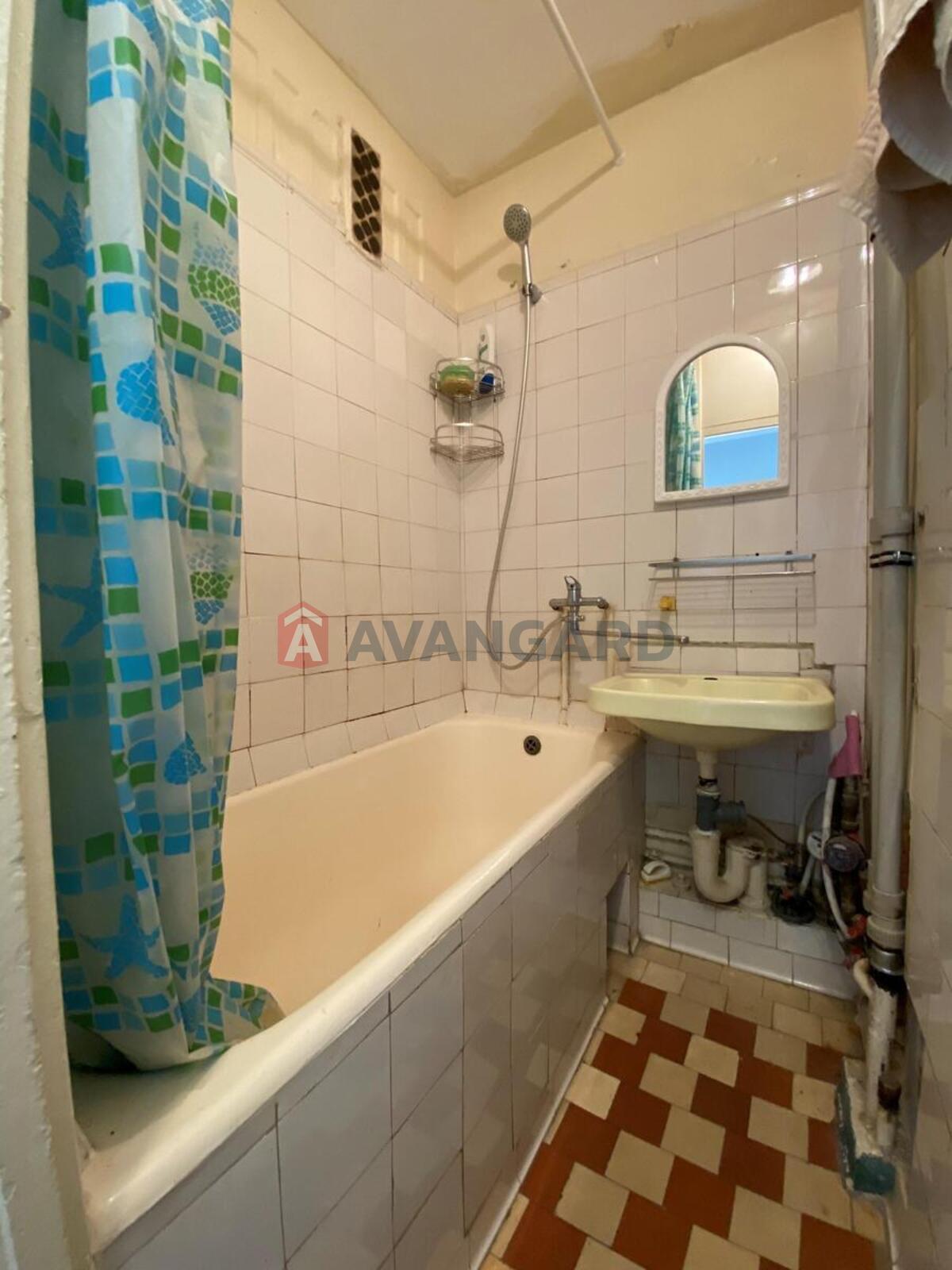 3 ����. ��������, 58/39/8 ��. �., 8/9 ���� ���� 12