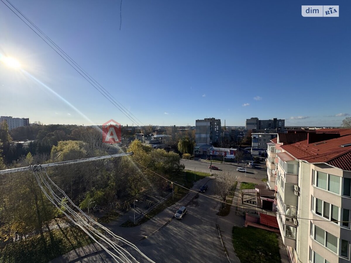 1 ����. ��������, 37/20/8 ��. �., 7/9 ���� ���� 11