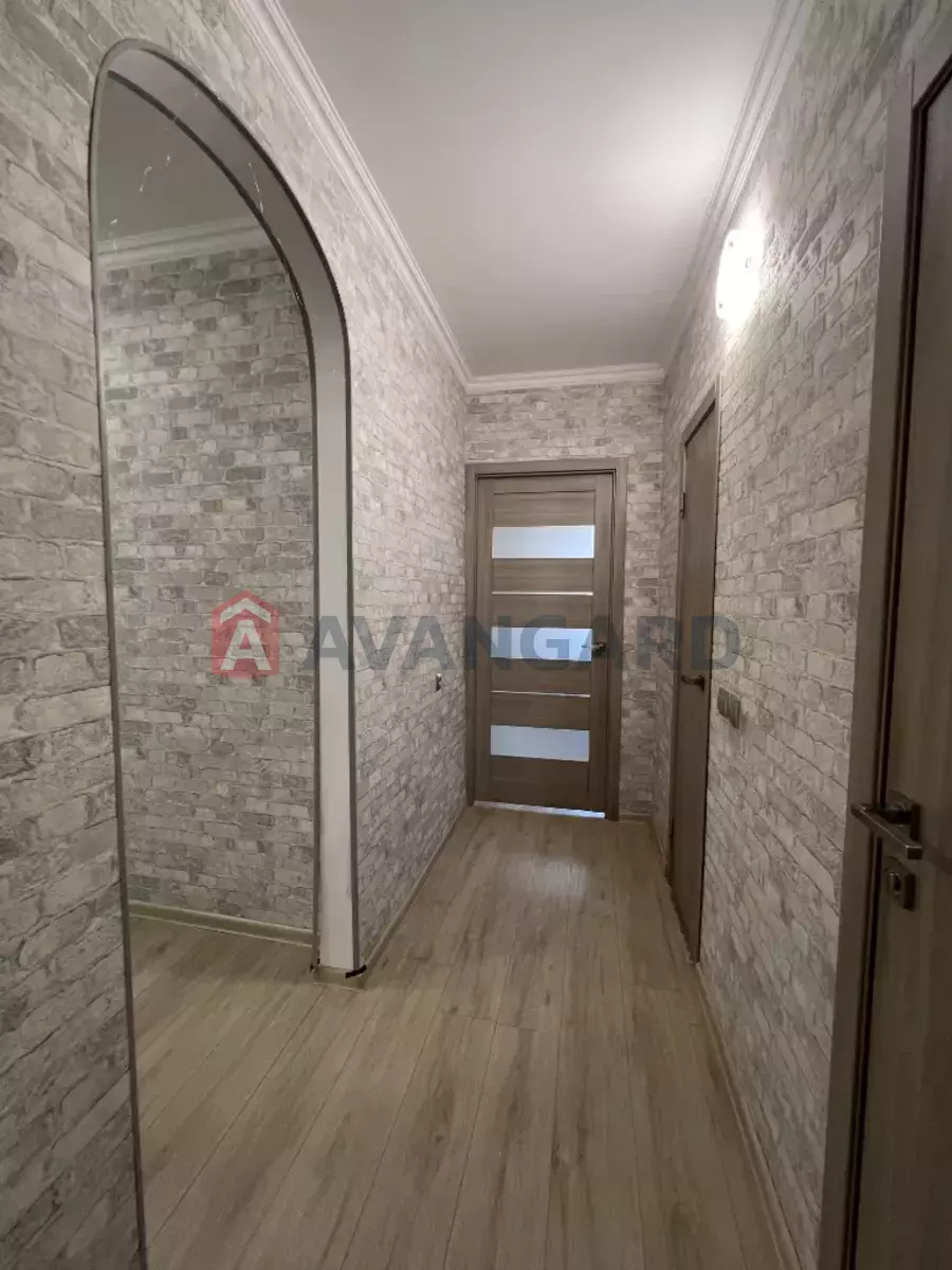 3 ��. ��������, 65/-/- ��. �., 1/9 ������ ���� 10