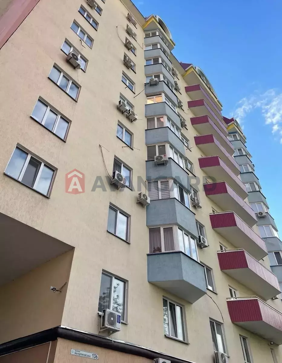 1 ��. ��������, 44/21/7 ��. �., 11/12 ������ ���� 10