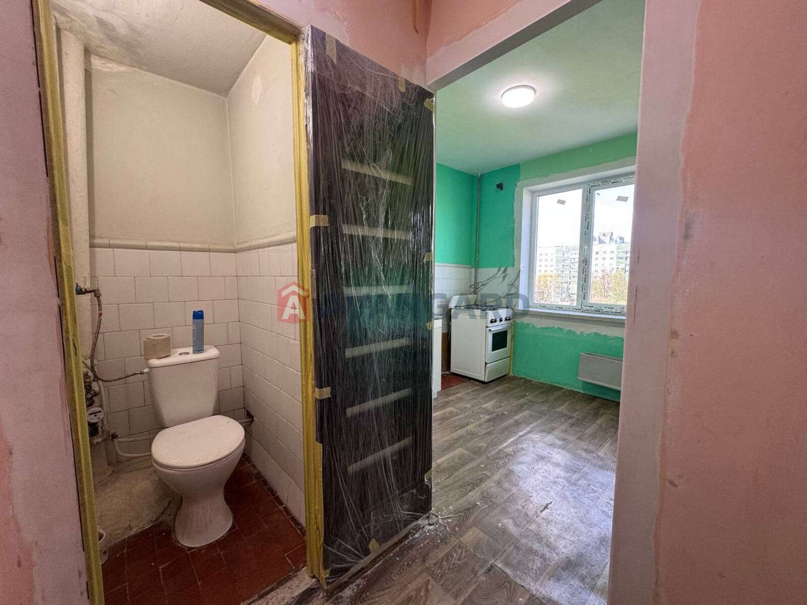 2 ��. ��������, 49/17/6 ��. �., 6/9 ������ ���� 10