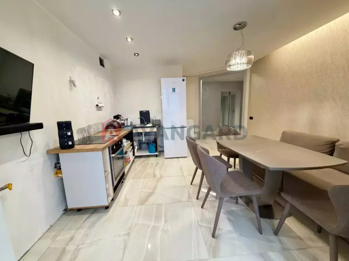 3 ��. ��������, 57/-/- ��. �., 10/12 ������ ���� 14