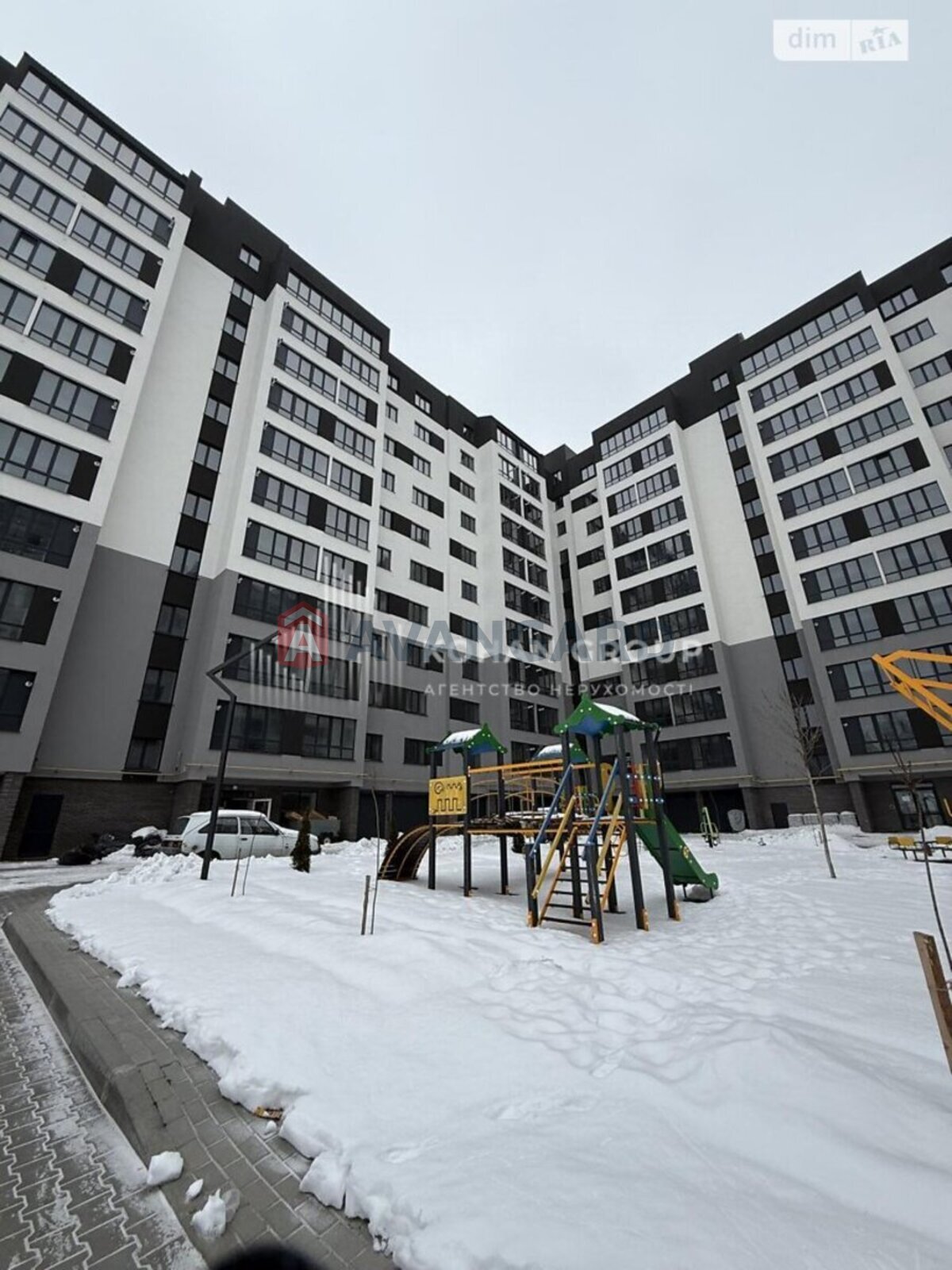 2 ��. ��������, 96/-/- ��. �., 9/10 ������ ���� 3