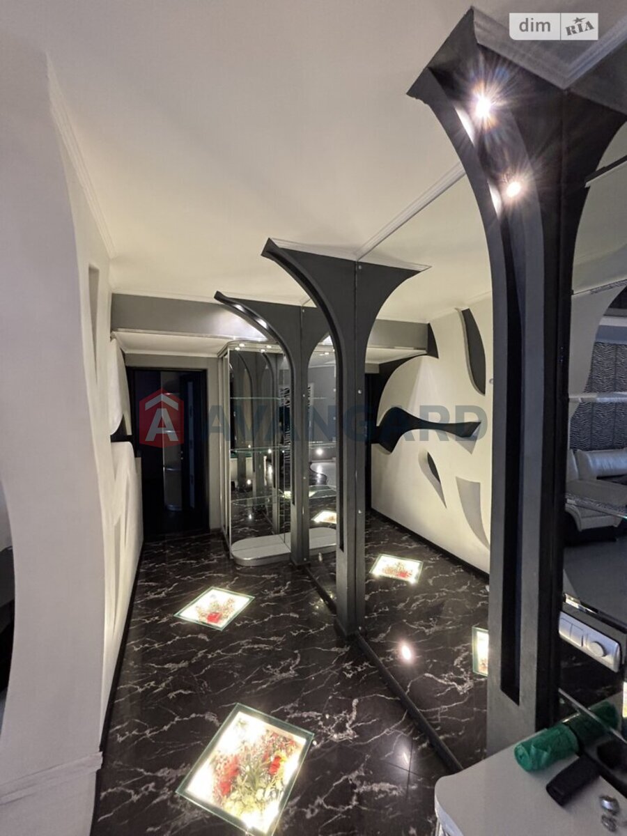 3 . , 105/-/- . ., 2/9   9