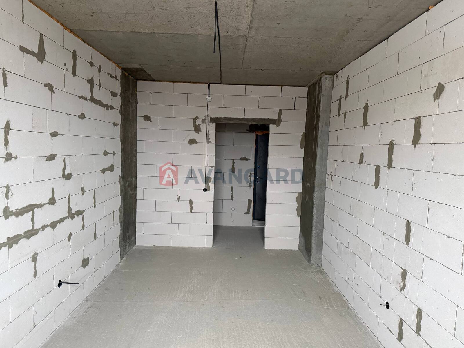 2 ����. ��������, 68/55/13 ��. �., 9/16 ���� ���� 17