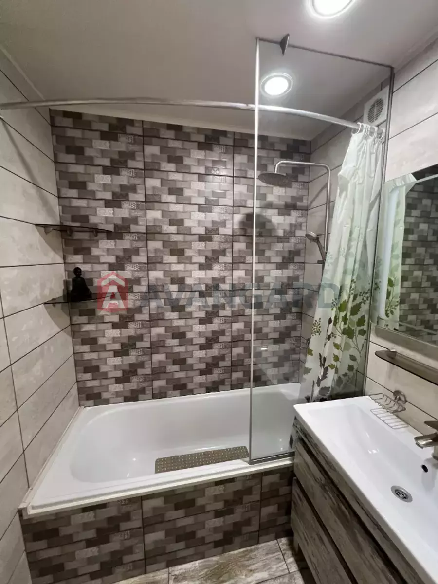 3 ��. ��������, 65/-/- ��. �., 1/9 ������ ���� 5