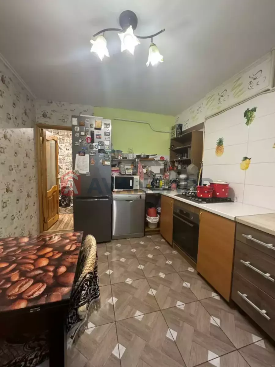3 ��. ��������, 69/-/9 ��. �., 1/10 ������ ���� 6