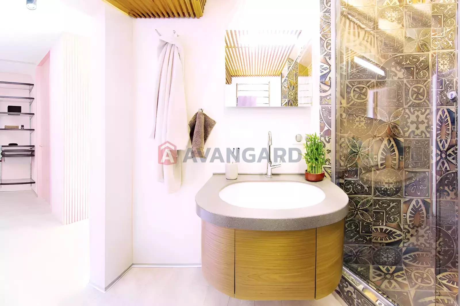 1 ��. ��������, 43/-/20 ��. �., 8/23 ������ ���� 7