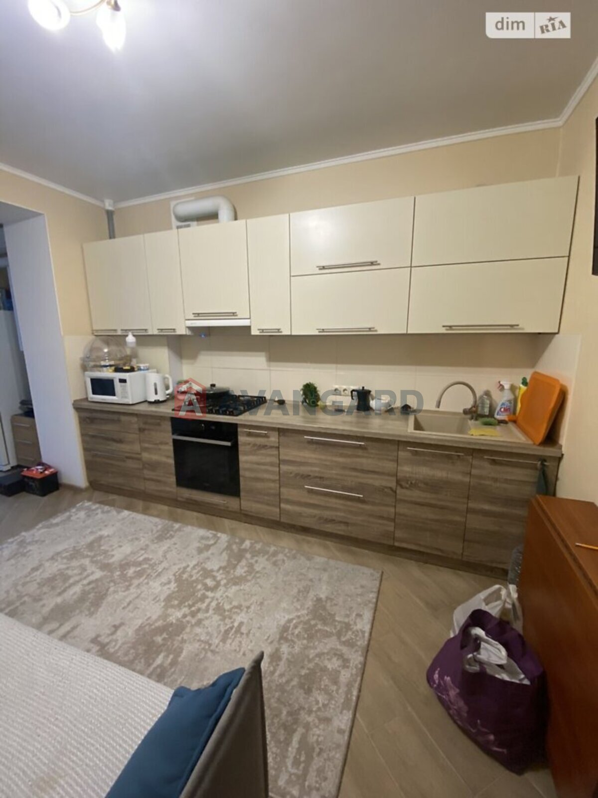 1 ����. ��������, 47/22/17 ��. �., 1/12 ���� ���� 1