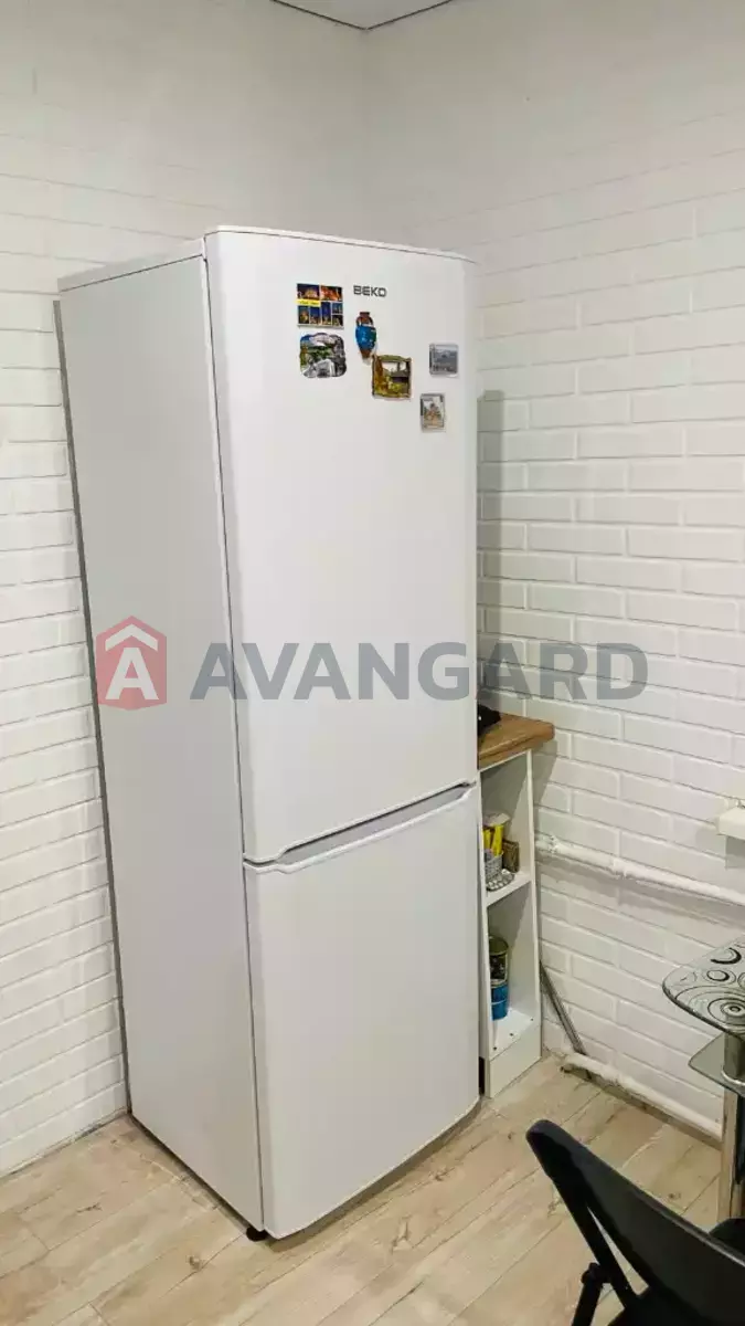 1 ��. ��������, 38/18/8 ��. �., 9/9 ������ ���� 12