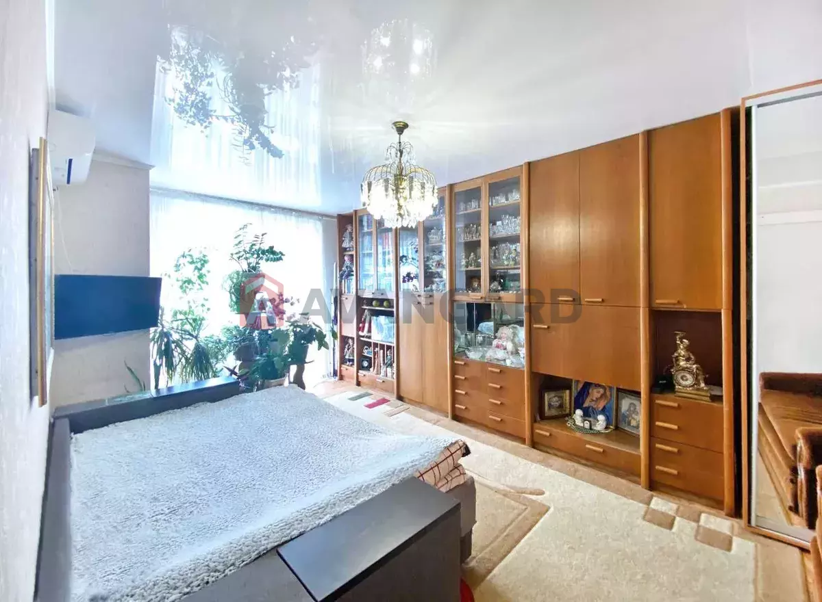 1 ��. ��������, 30/18/6 ��. �., 4/9 ������ ���� 3