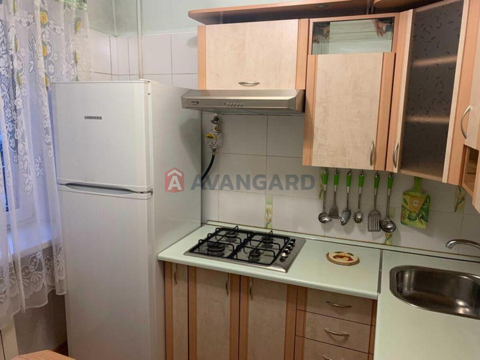 1 ��. ��������, 30/-/6 ��. �., 4/5 ������ ���� 16