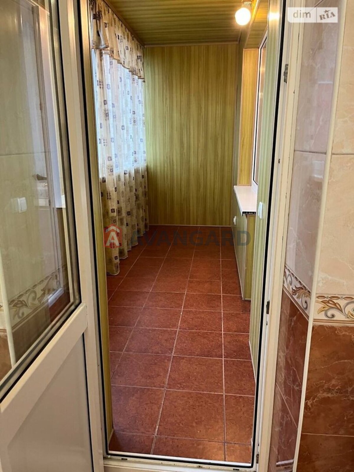 3 ��. ��������, 95/50/11 ��. �., 4/6 ������ ���� 11