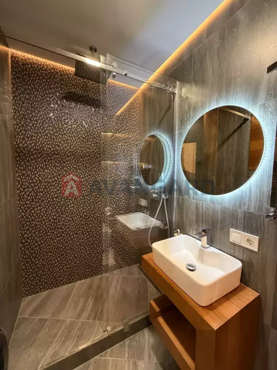 3 ��. ��������, 106/-/- ��. �., 10/18 ������ ���� 6