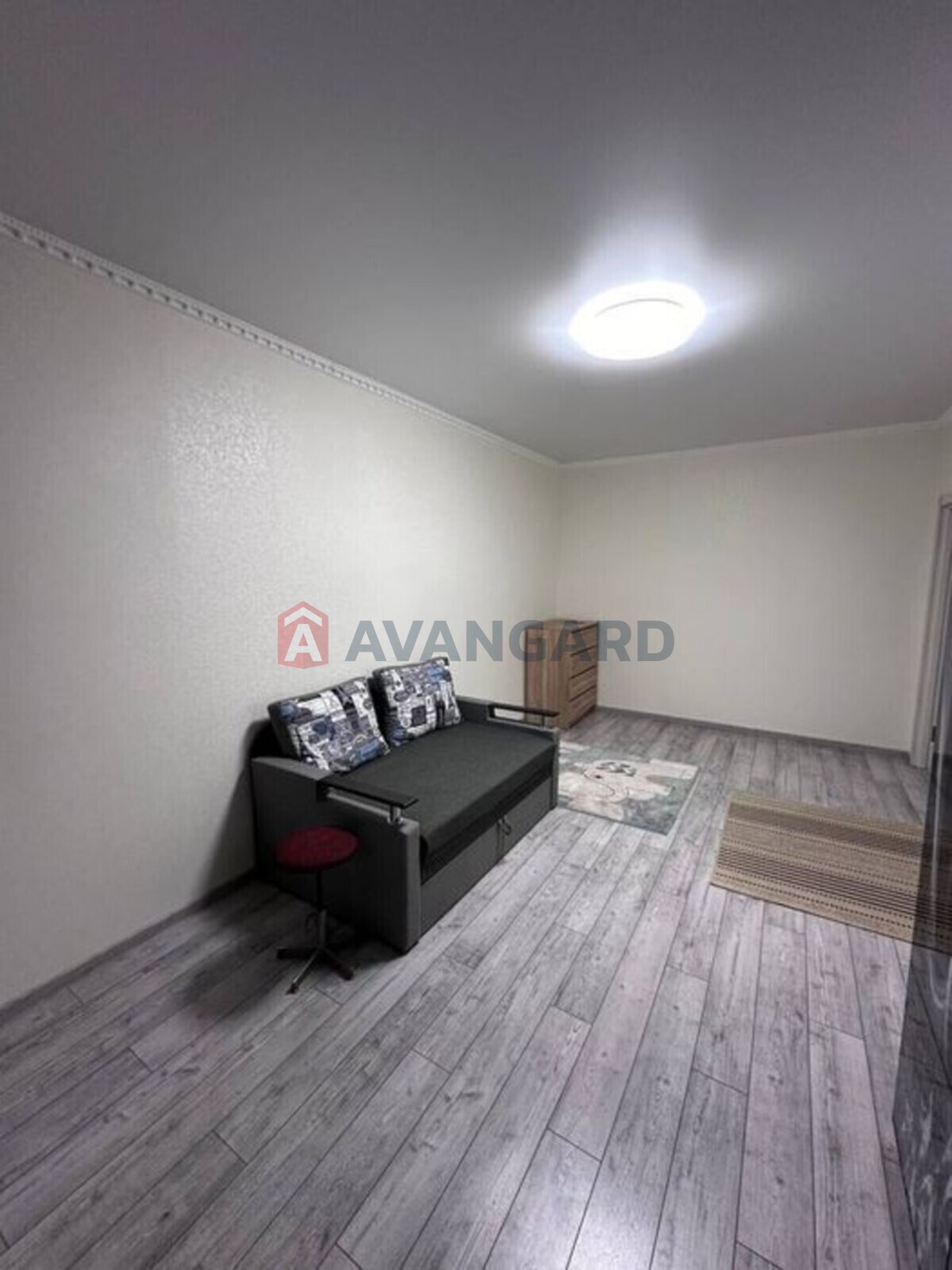 2 ��. ��������, 68/-/12 ��. �., 8/10 ������ ���� 13