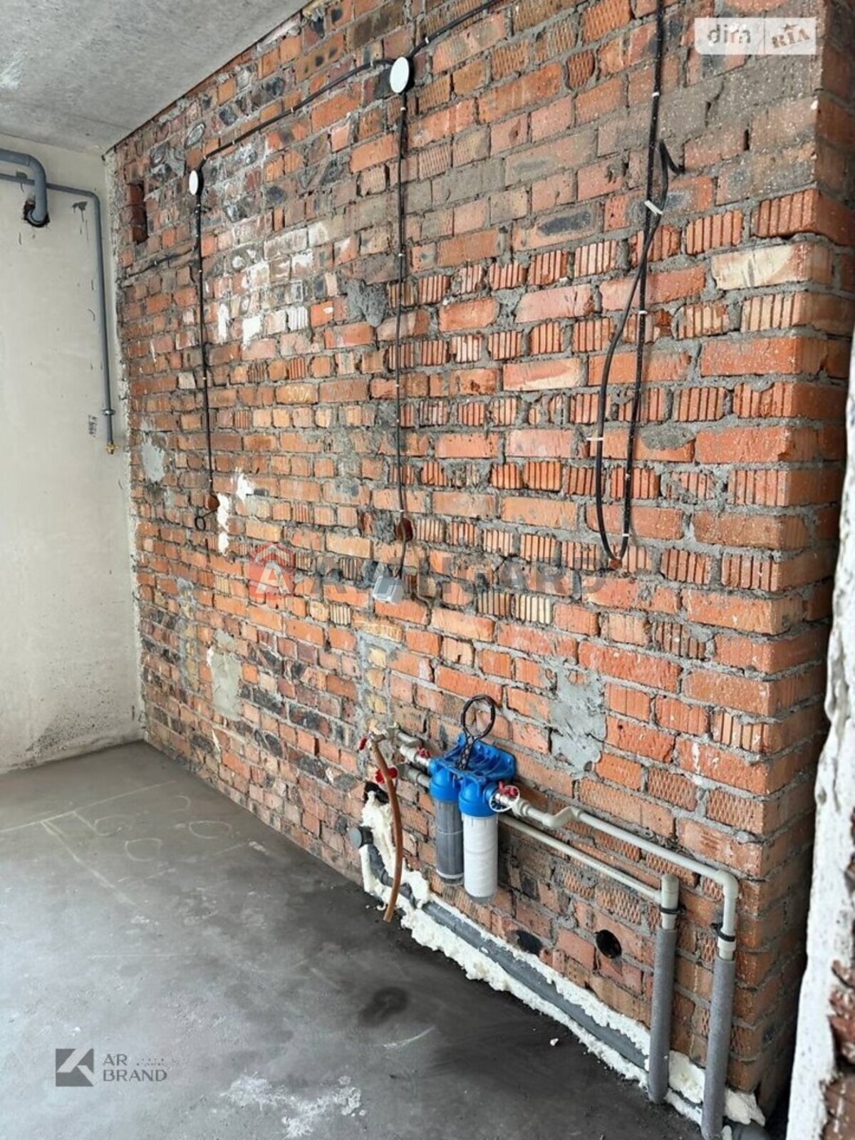 2 ��. ��������, 65/28/15 ��. �., 2/10 ������ ���� 15