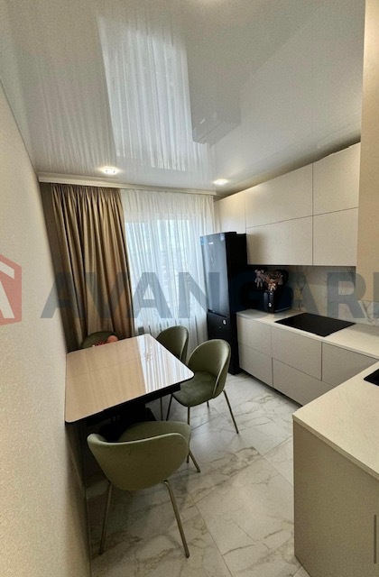 3 ��. ��������, 64/-/8 ��. �., 10/10 ������ ���� 14