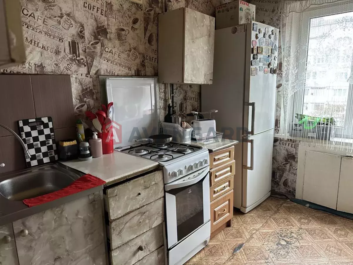 3 . , 67/-/7 . ., 7/9   9