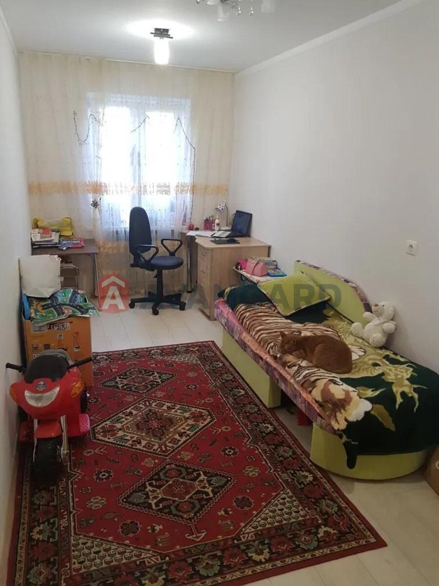 3 ��. ��������, 56/-/10 ��. �., 1/5 ������ ���� 4