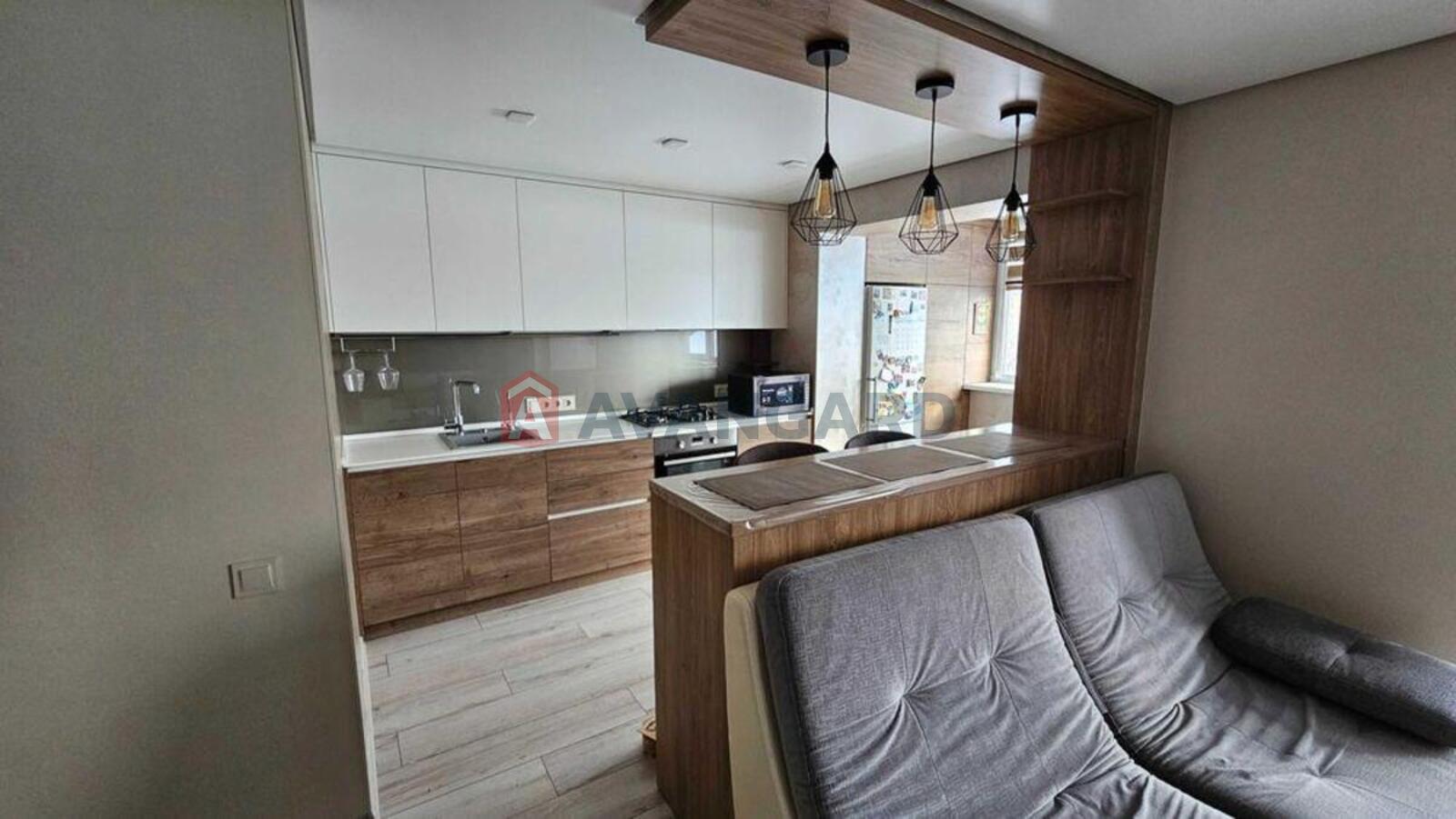 1 ��. ��������, 46/-/6 ��. �., 4/9 ������ ���� 6