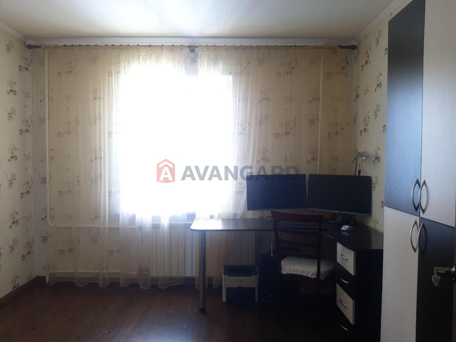 3 ����. ��������, 75/40/8 ��. �., 12/20 ���� ���� 6