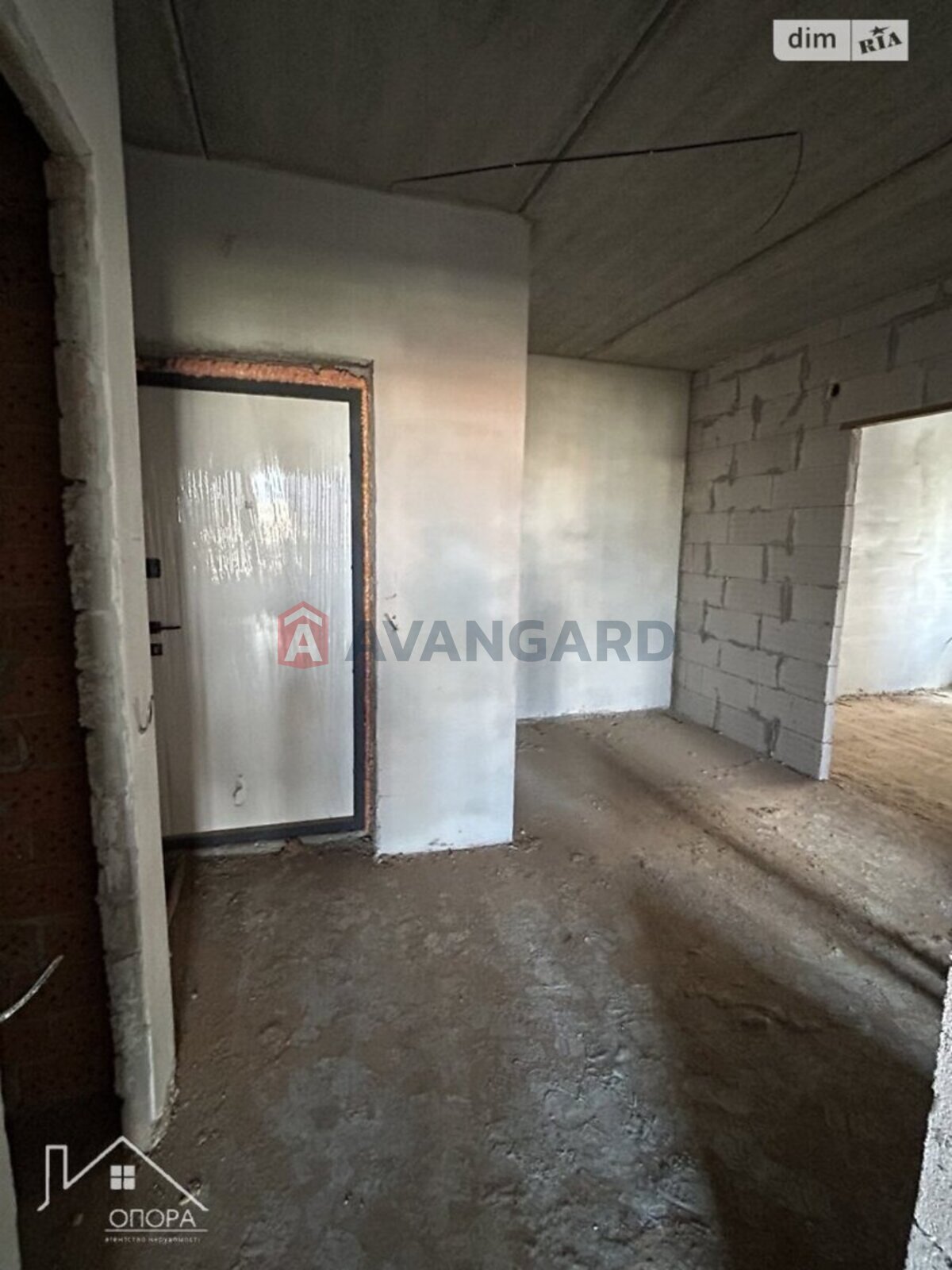 3 ��. ��������, 82/41/20 ��. �., 6/9 ������ ���� 16