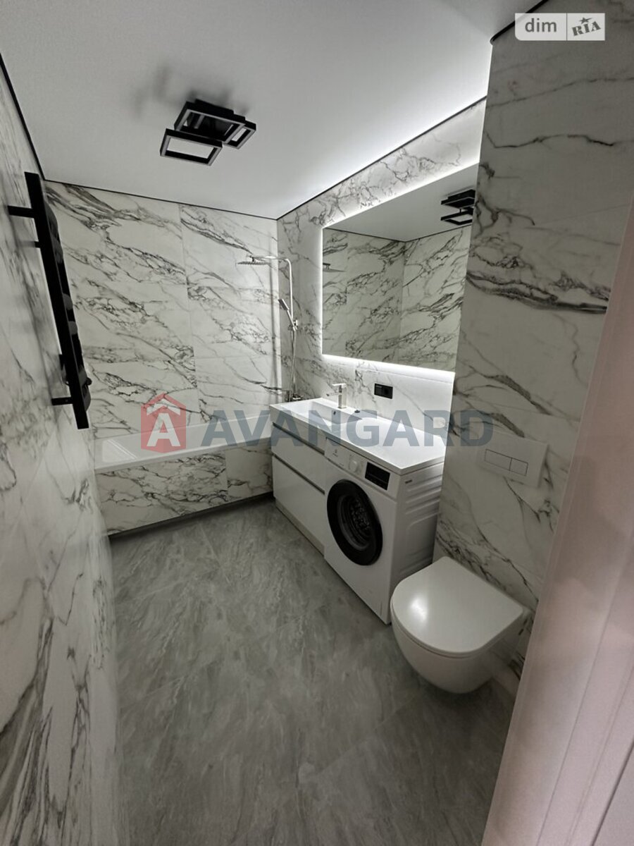 1 ��. ��������, 44/-/18 ��. �., 9/9 ������ ���� 14