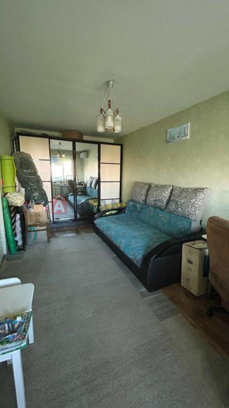 2 ��. ��������, 44/-/6 ��. �., 7/10 ������ ���� 4