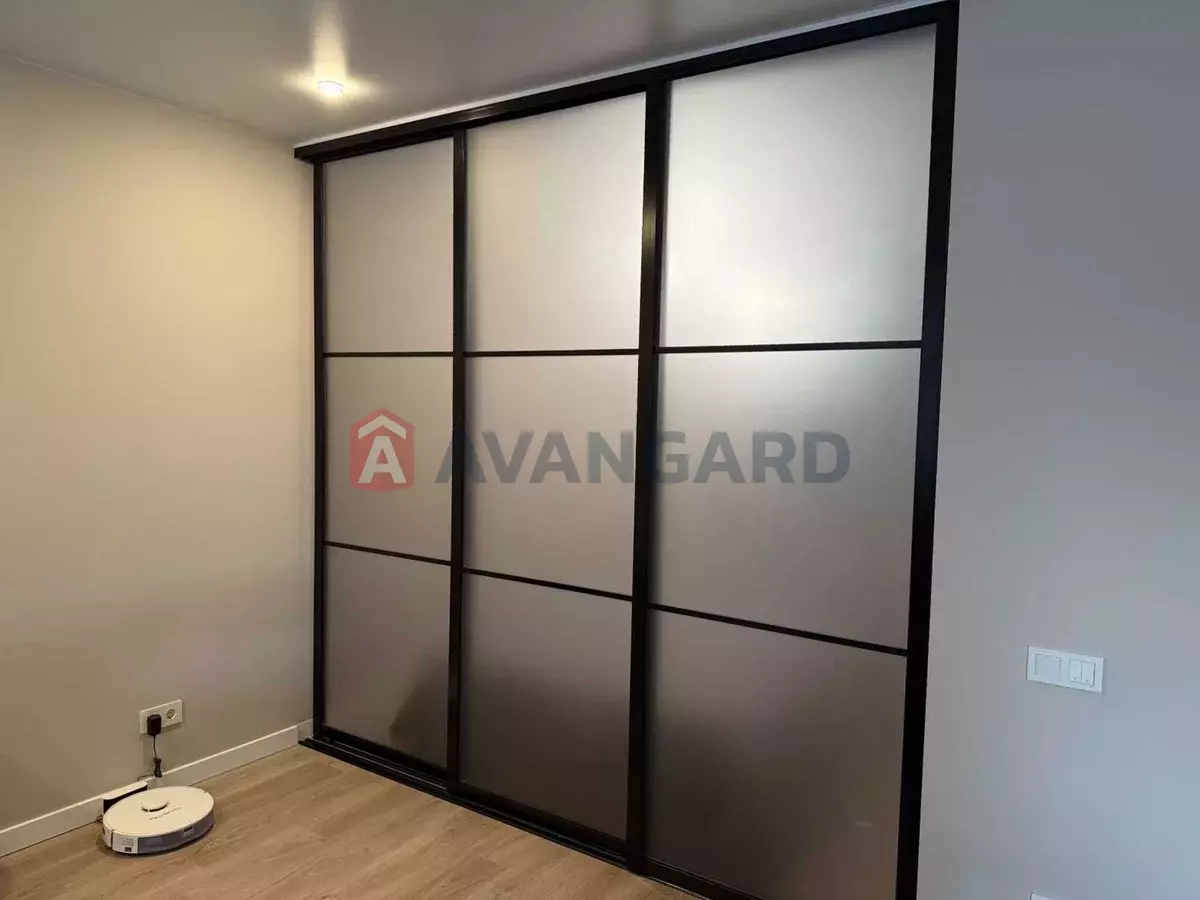 1 ��. ��������, 45/-/23 ��. �., 7/12 ������ ���� 10