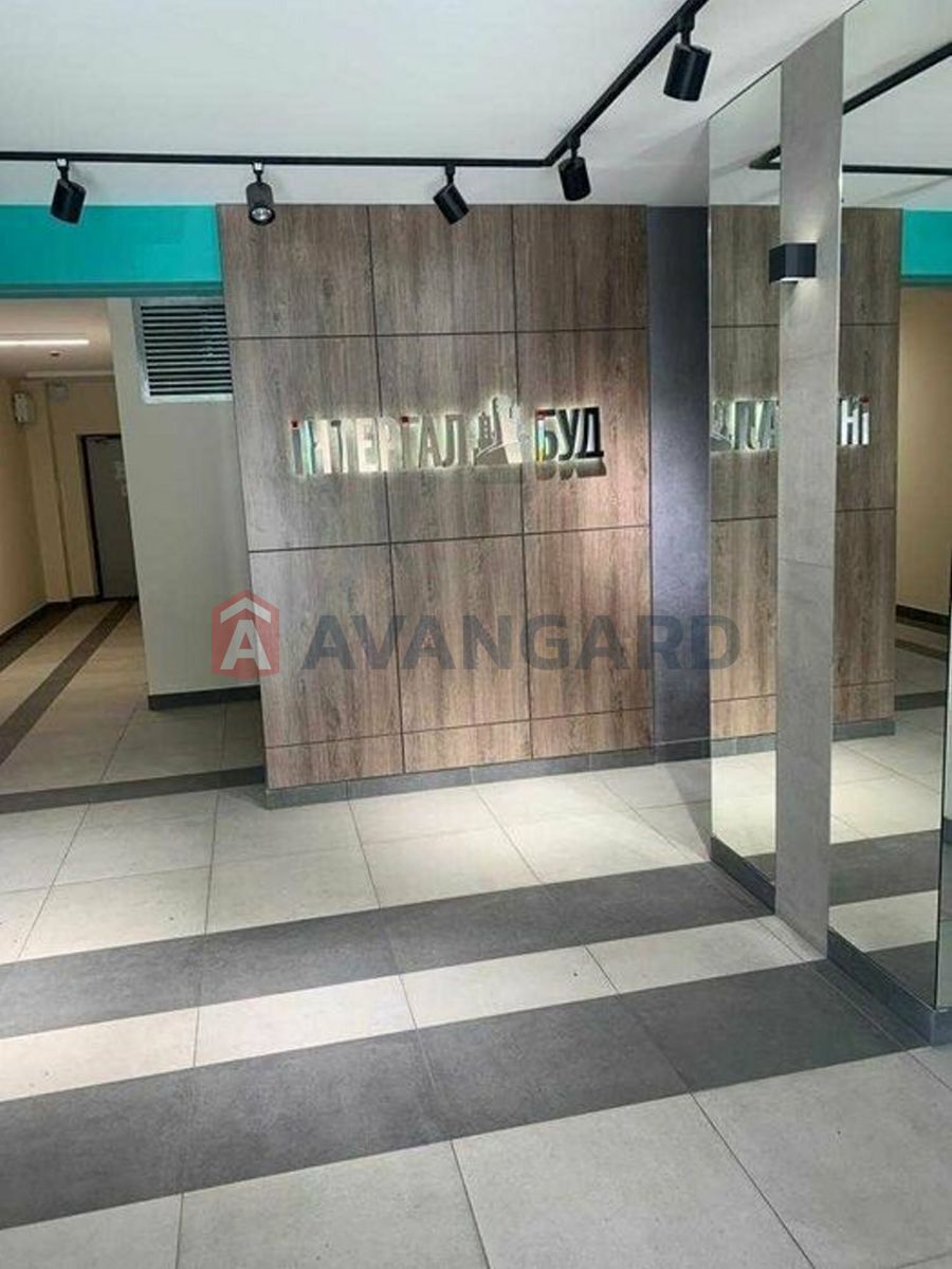 2 ��. ��������, 72/40/21 ��. �., 2/25 ������ ���� 8