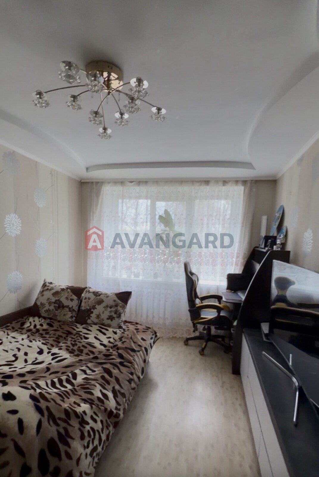 2 ����. ��������, 40/-/6 ��. �., 3/5 ���� ���� 9