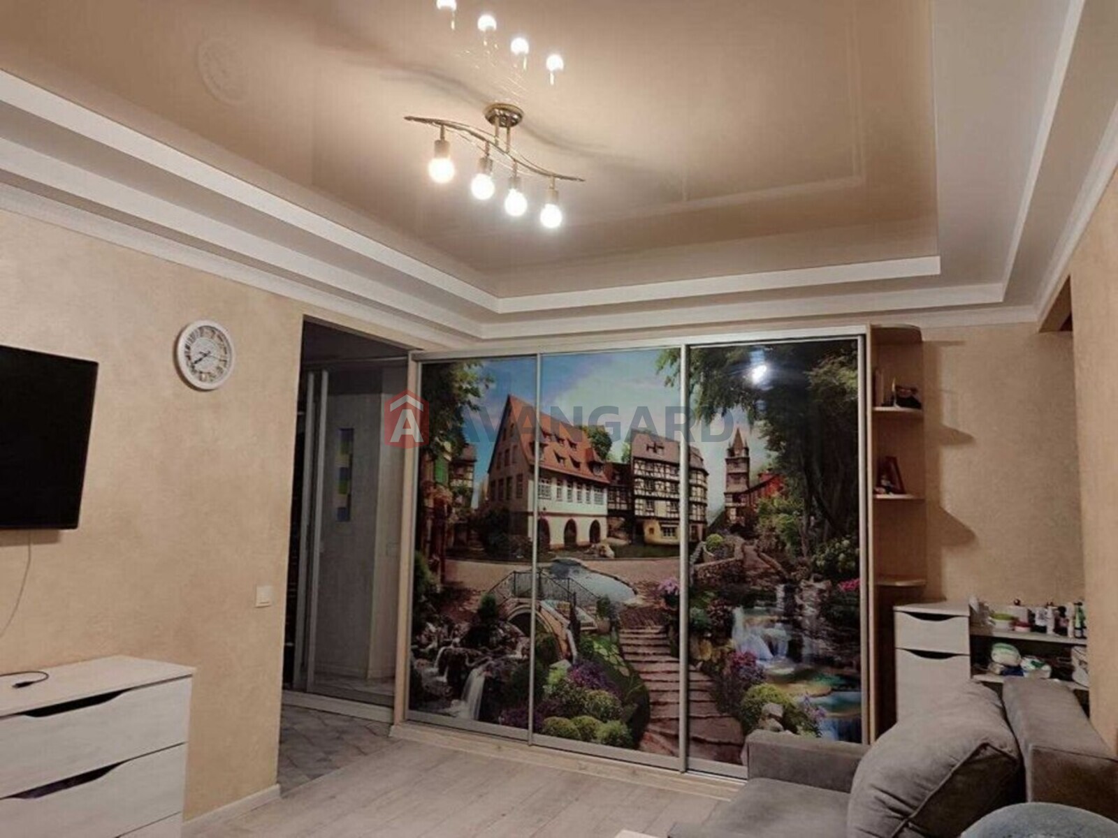 3 ��. ��������, 53/-/5 ��. �., 3/5 ������ ���� 21