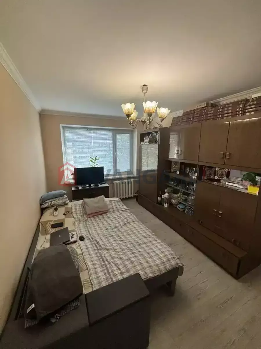 3 ��. ��������, 60/-/10 ��. �., 5/9 ������ ���� 1