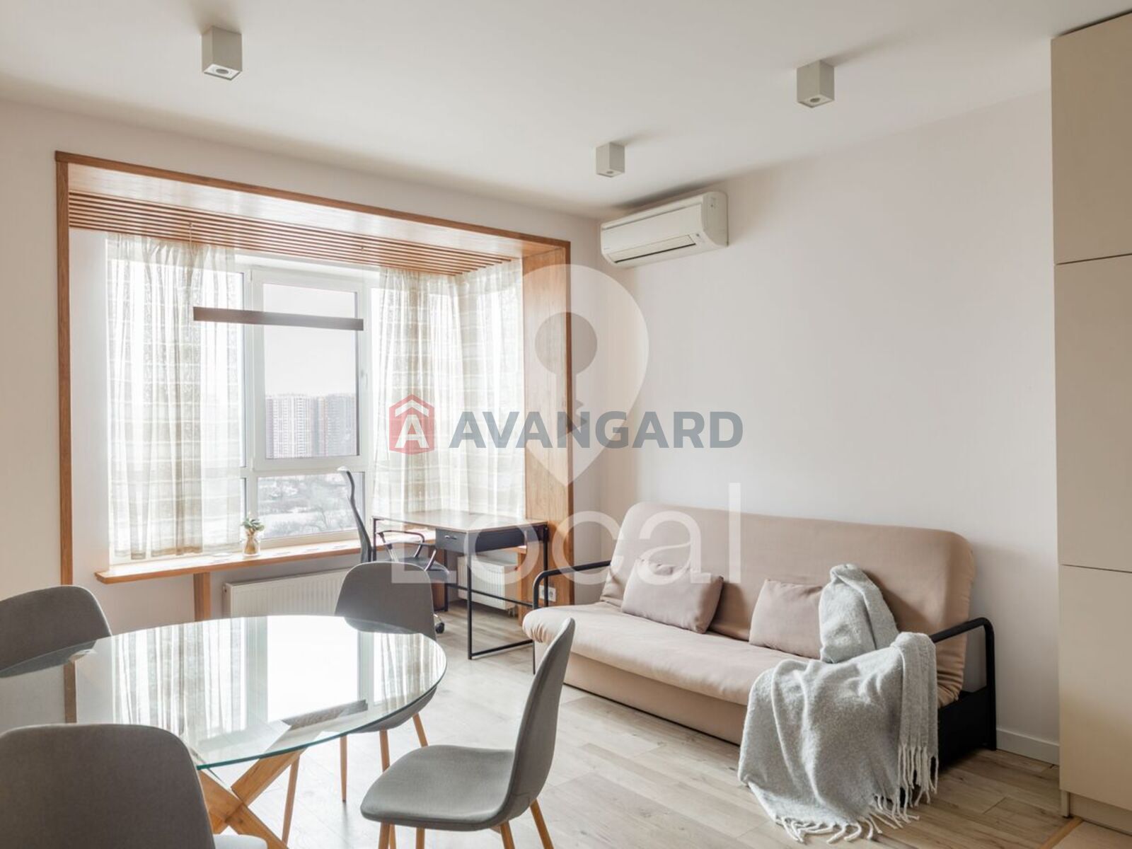 1 ��. ��������, 53/33/20 ��. �., 14/26 ������ ���� 2