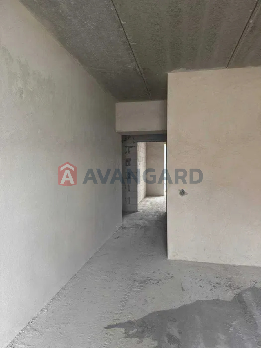 2 ��. ��������, 69/-/17 ��. �., 8/10 ������ ���� 3