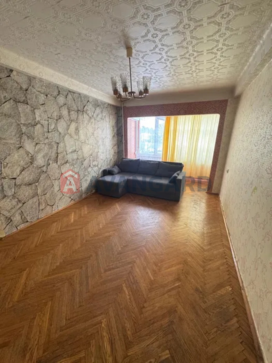 3 ��. ��������, 63/-/7 ��. �., 4/9 ������ ���� 2