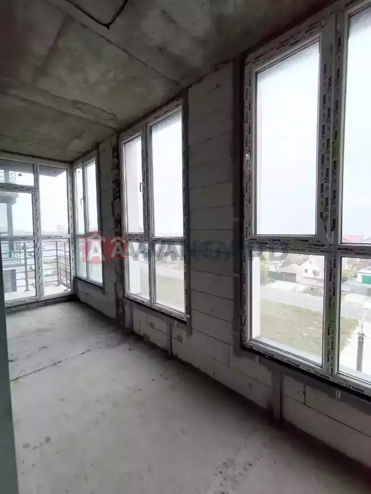 2 ��. ��������, 77/-/- ��. �., 9/9 ������ ���� 14