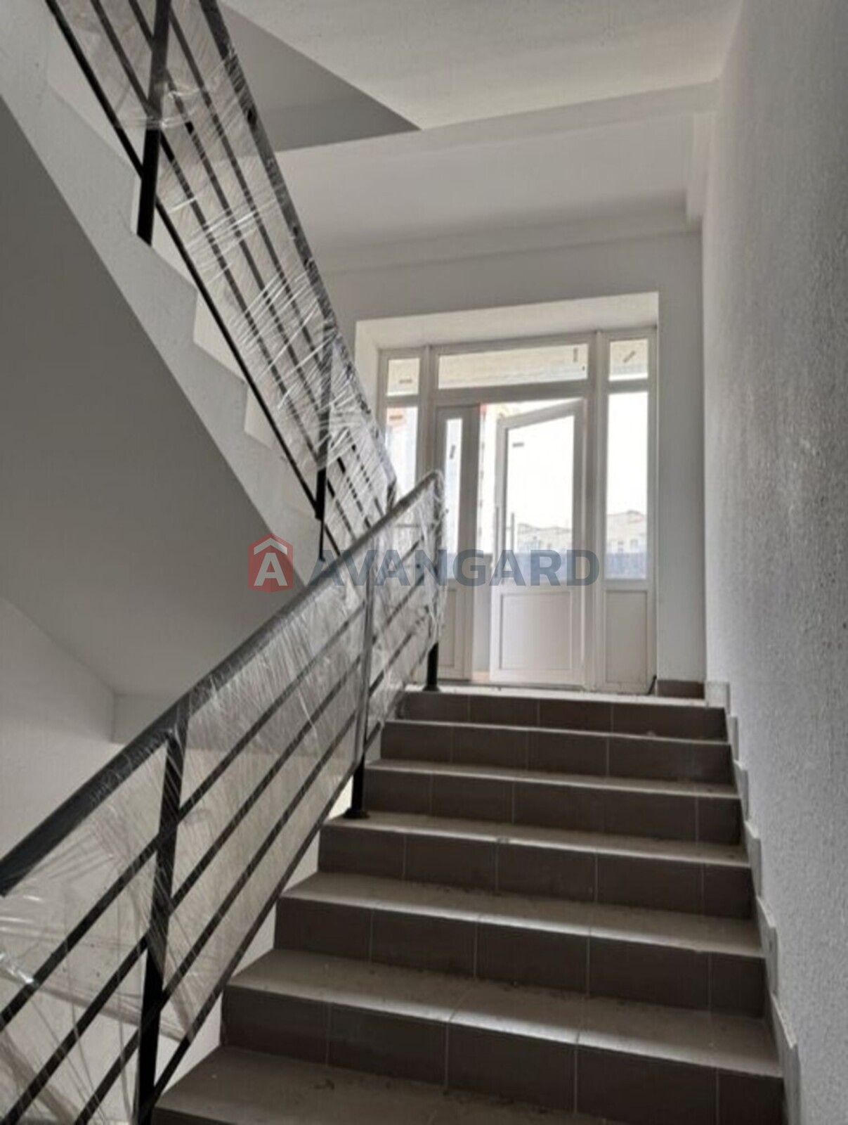 1 ��. ��������, 37/-/10 ��. �., 1/10 ������ ���� 3