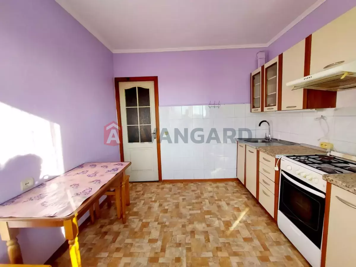 2 ��. ��������, 55/-/8 ��. �., 9/9 ������ ���� 7