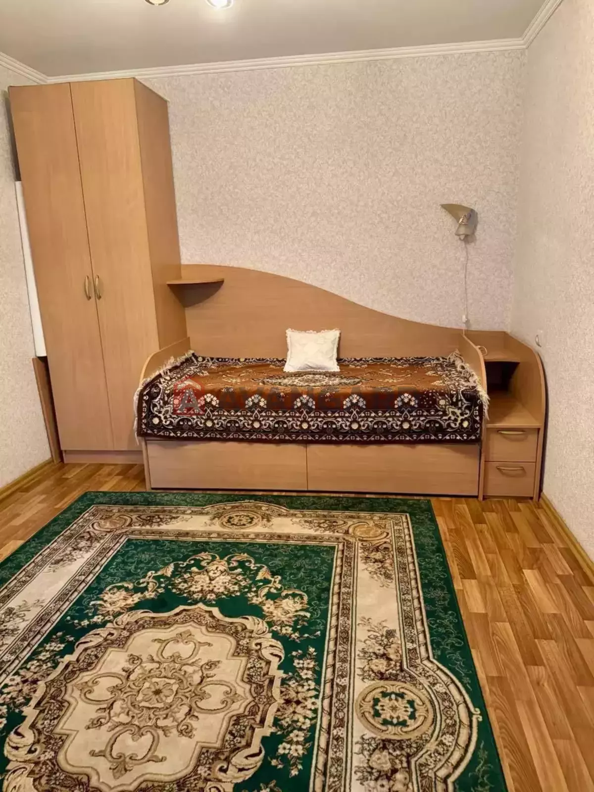 3 . , 57/-/8 . ., 4/9   5